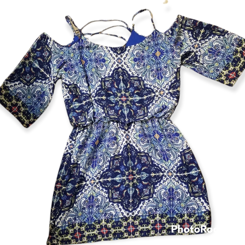 Bisou Bisou cold shoulder kaleidoscope blue laced back dress size 14